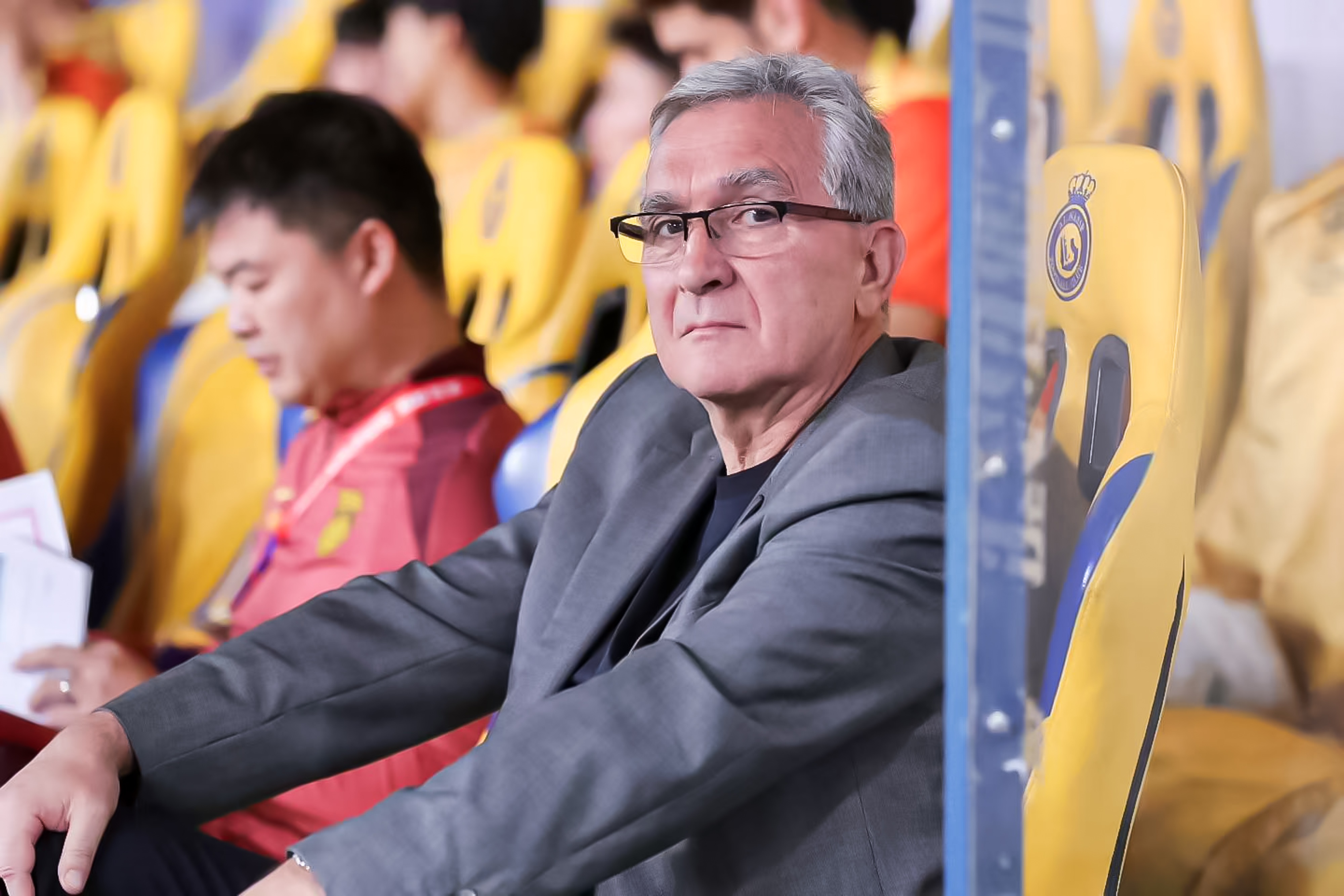 媒體人：長期集訓(xùn)伊萬練了什么？進攻戰(zhàn)術(shù)只有高準翼大腳找張玉寧